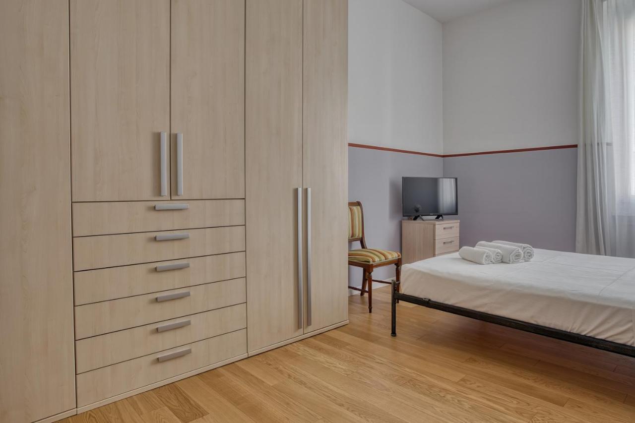 Апартаменты Joivy Lovely Apt, Easy Access To Centre Милан Экстерьер фото